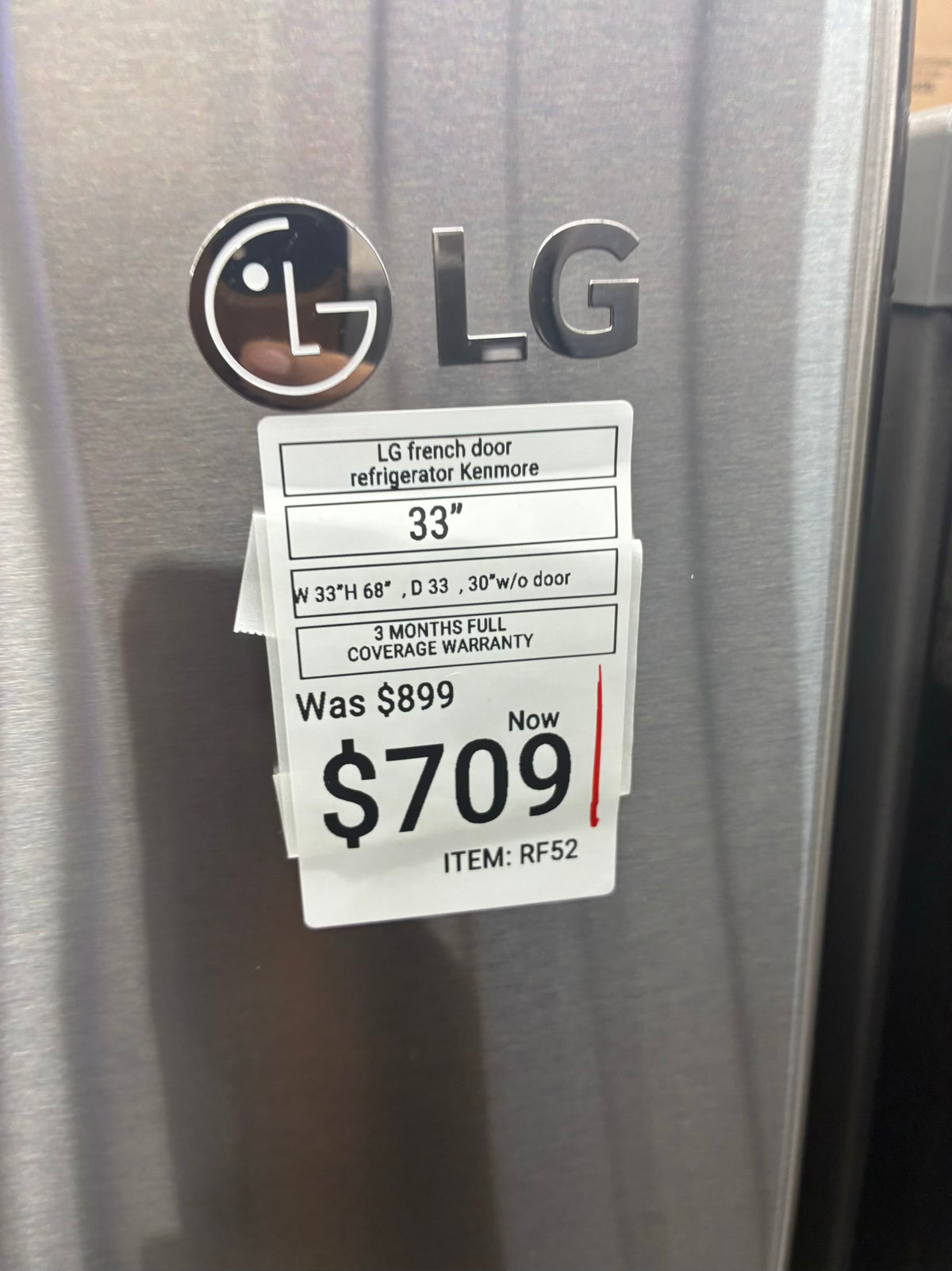 LG  French door refrigerator stale stainless steel 33” water dispenser