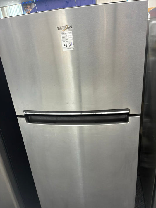 Whirlpool top freezer refrigerator stainless steel 28”