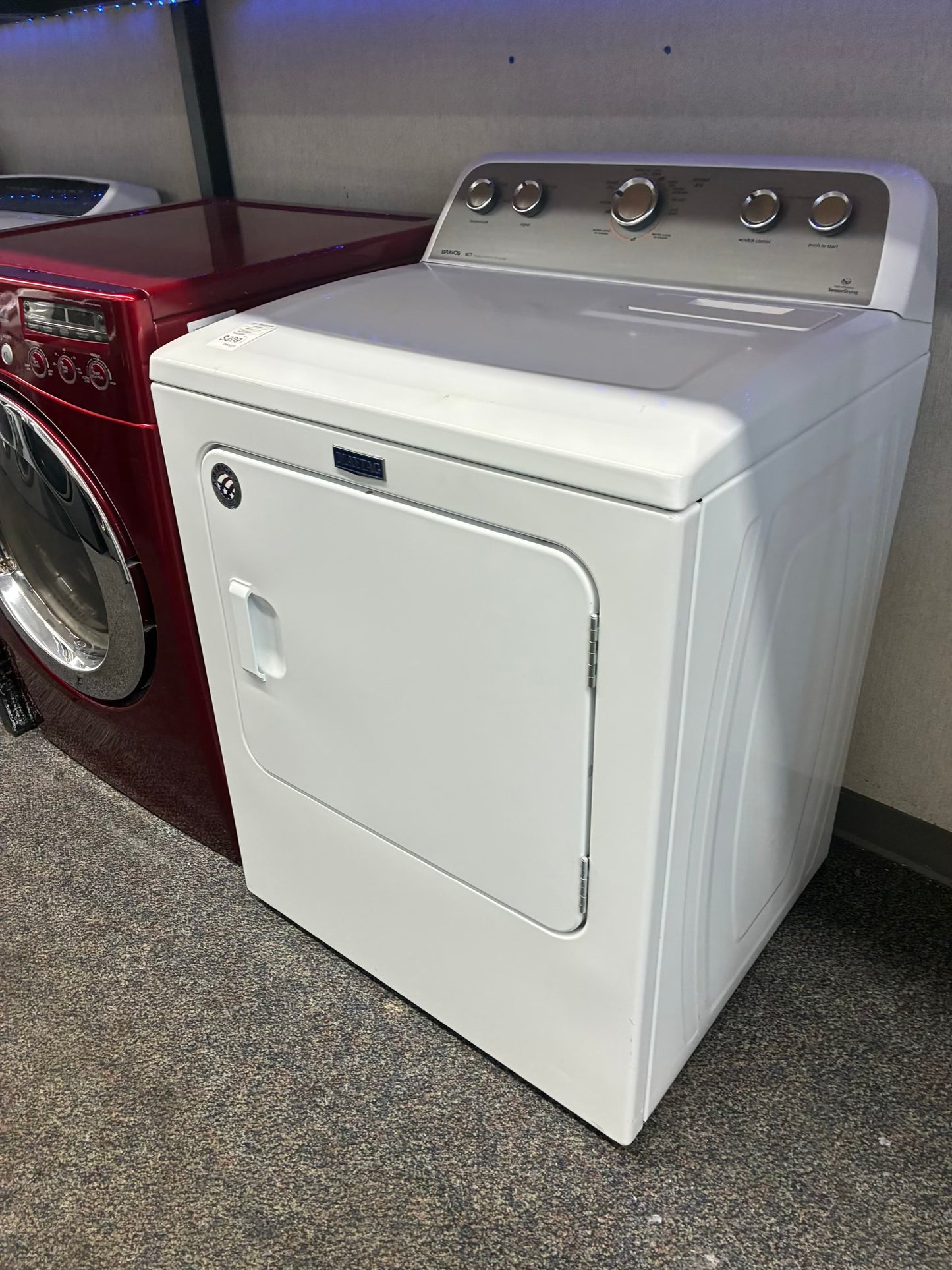 LG Electric Dryer 29 ”white