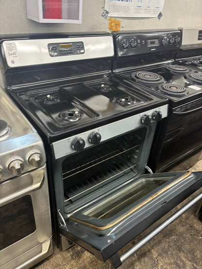 GE Gas Range Stainless Steel 4 Burners 30”