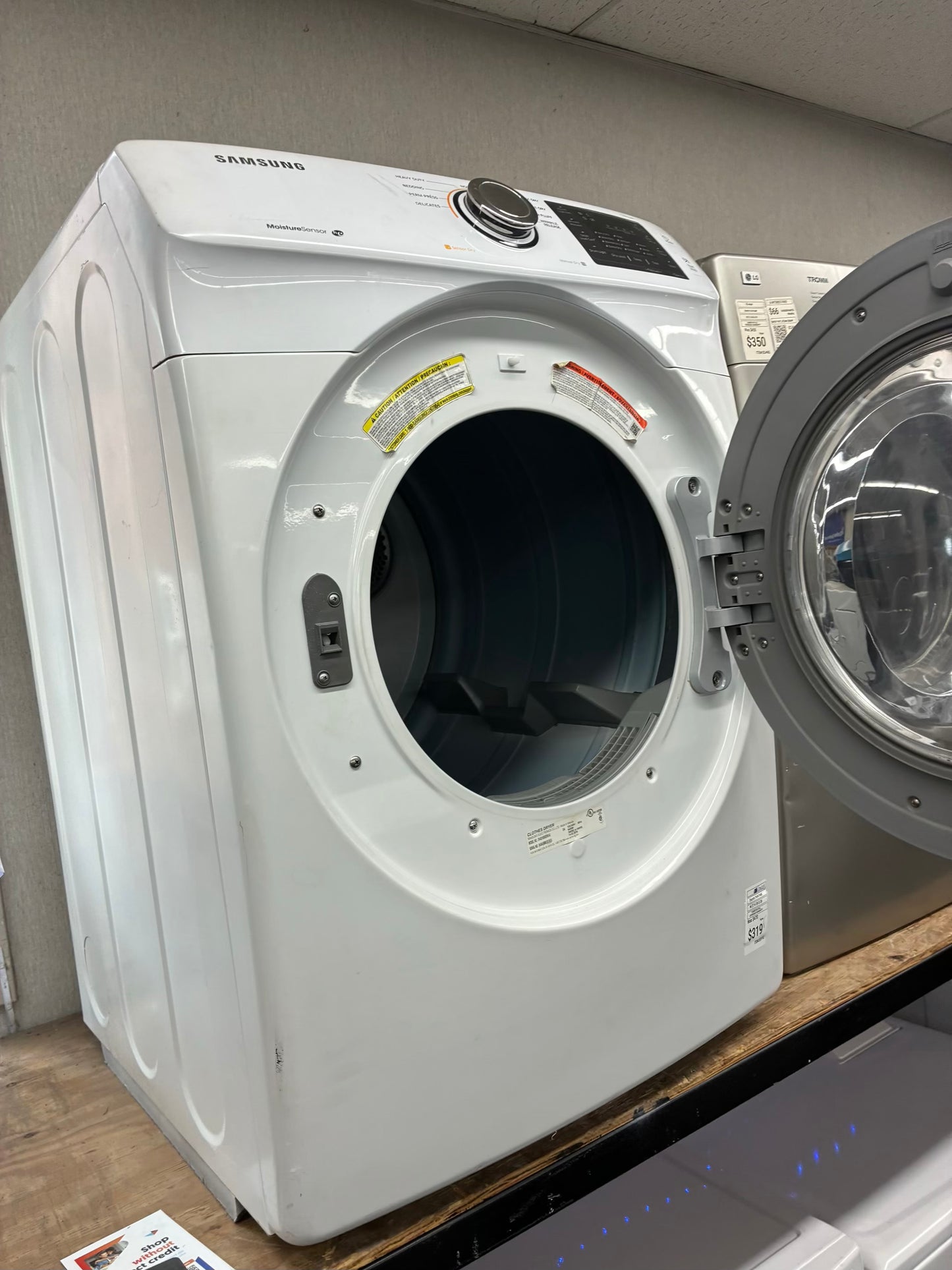 Samsung Electric Dryer 27” white front load