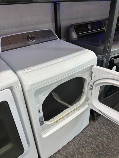 GE electric dryer 27” large capacity white