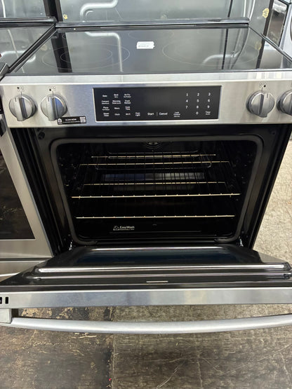 GE  electric range black 5 burners 30” air fryer