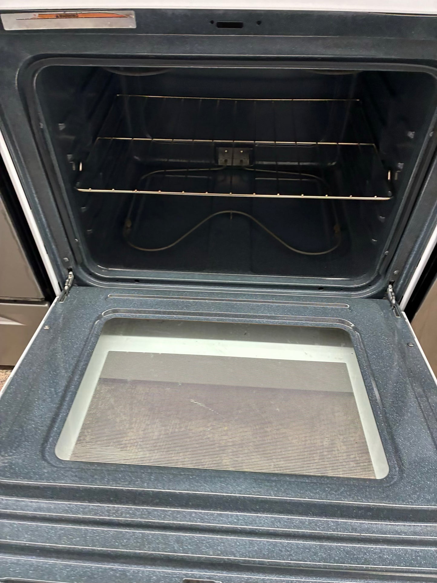 Whirlpool range white 4 burners  30”