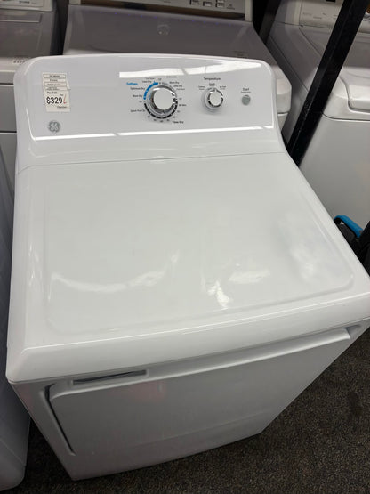 GE electric dryer 27” large capacity white