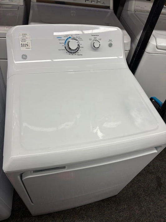GE electric dryer 27” large capacity white