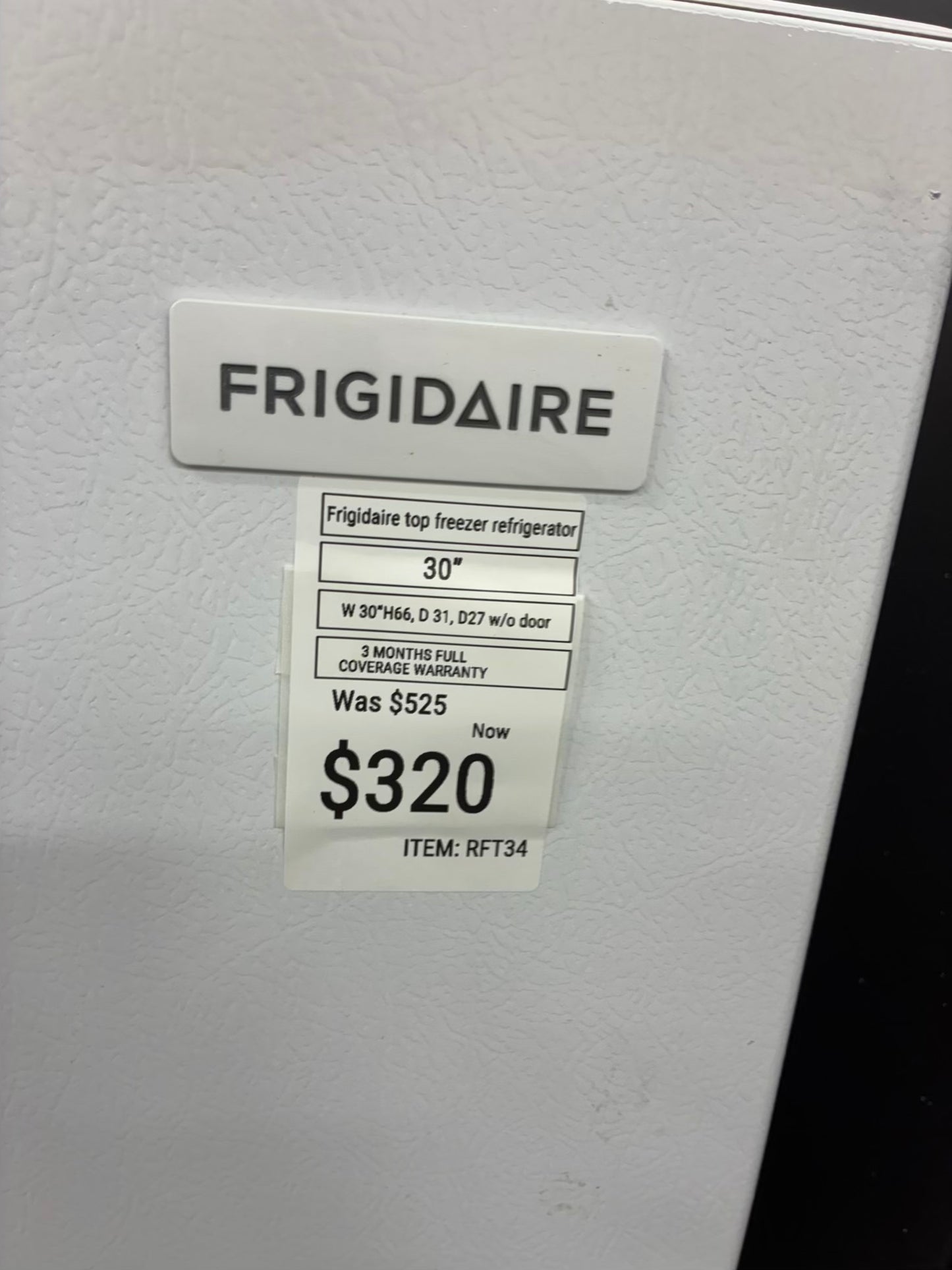 Frigidaire Top Freezer Refrigerator 30” white