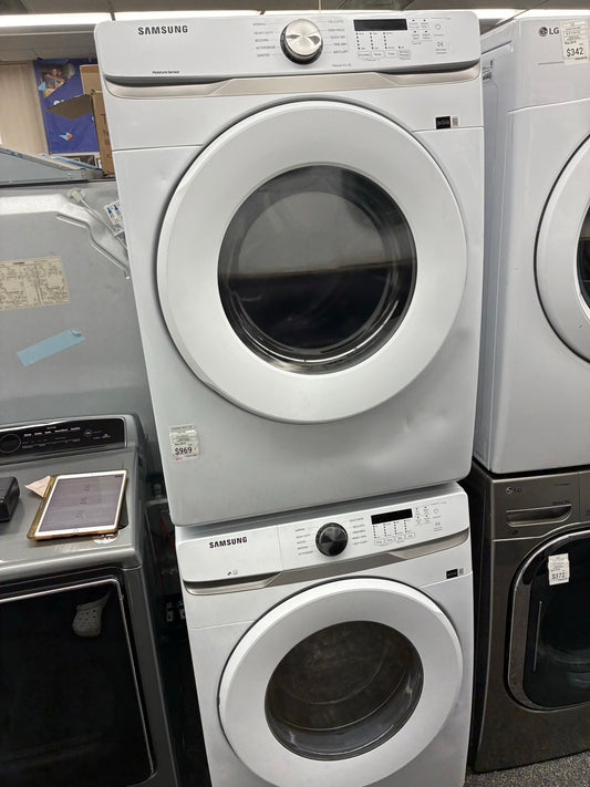 Samsung electric washer and dryer 27” front load NEW