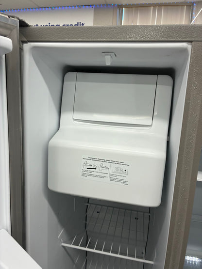 Whirlpool side by side refrigerator stainless steel 36” water dispenser ice maker