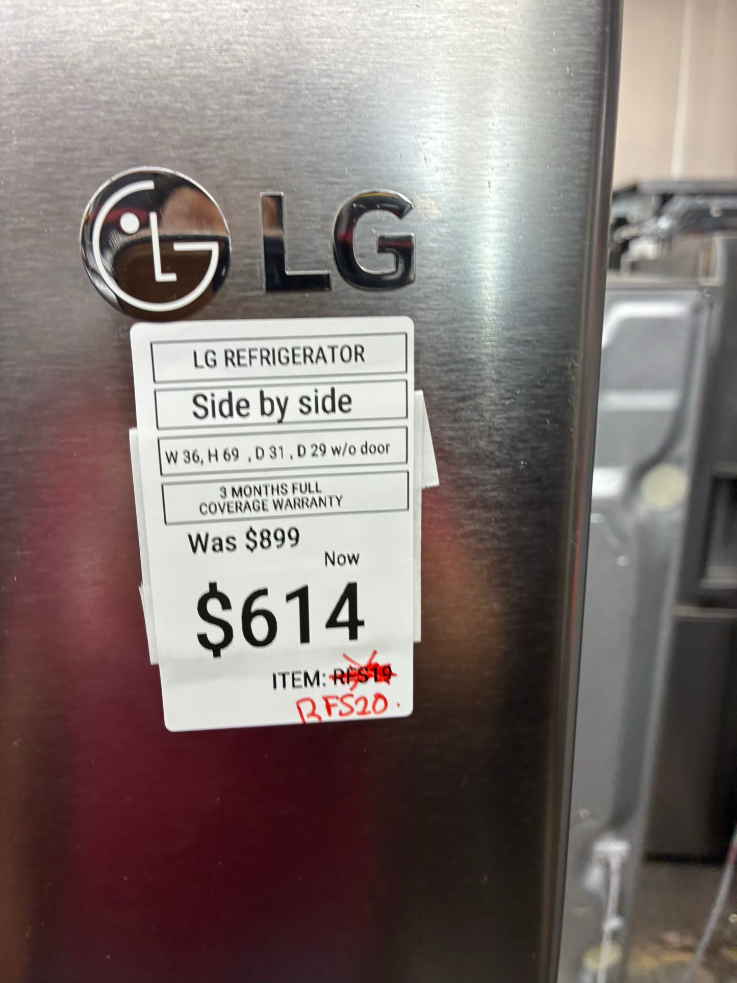 LG side by side refrigerator stainless steel 36” ice maker water dispenser ice maker