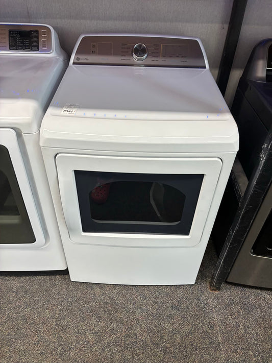GE electric dryer 27” large capacity white