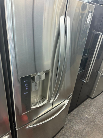 LG French door refrigerator stale stainless steel 33” ice maker water dispenser