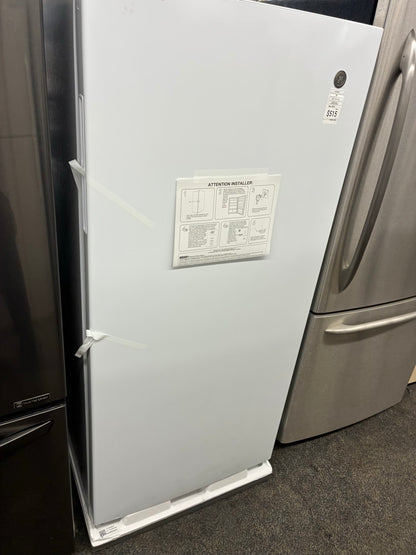 GE Upright Freezer Refrigerator 28” white BRAND NEW