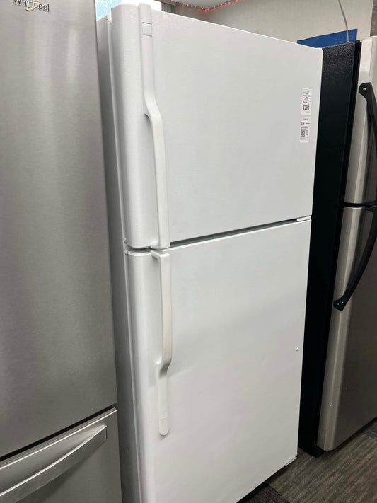 - ITEM: #RF72F GE  top  freezer white refrigerator  30” inc