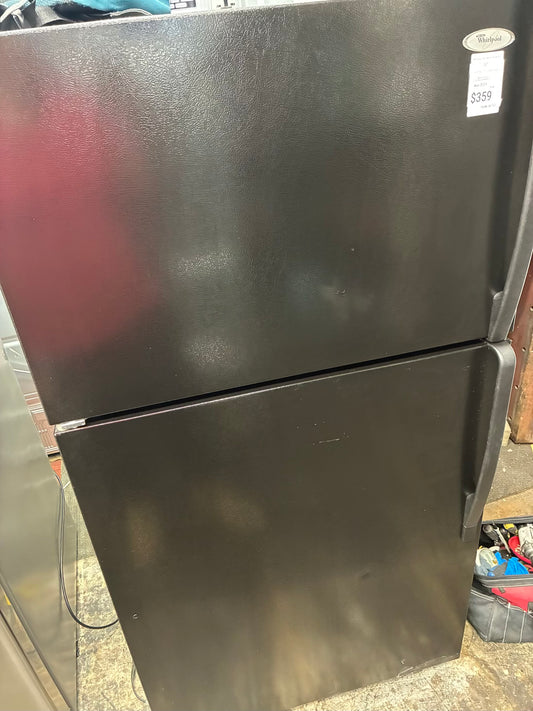 Whirlpool Top Freezer Refrigerator 33” black