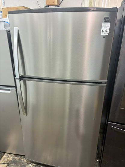 Kenmore top freezer refrigerator stainless steel 33”