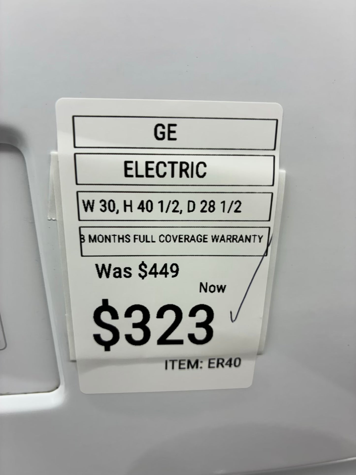 GE electric range WHITE 30”