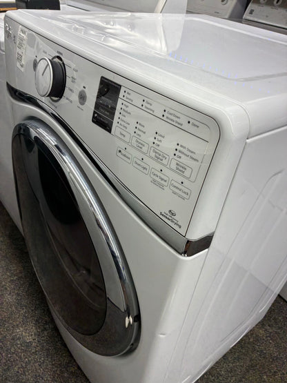 Whirlpool Electric Dryer 27” white front load