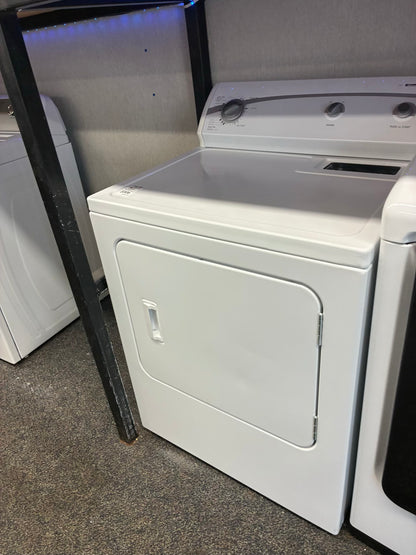 Kenmore gas dryer 29” large capacity white