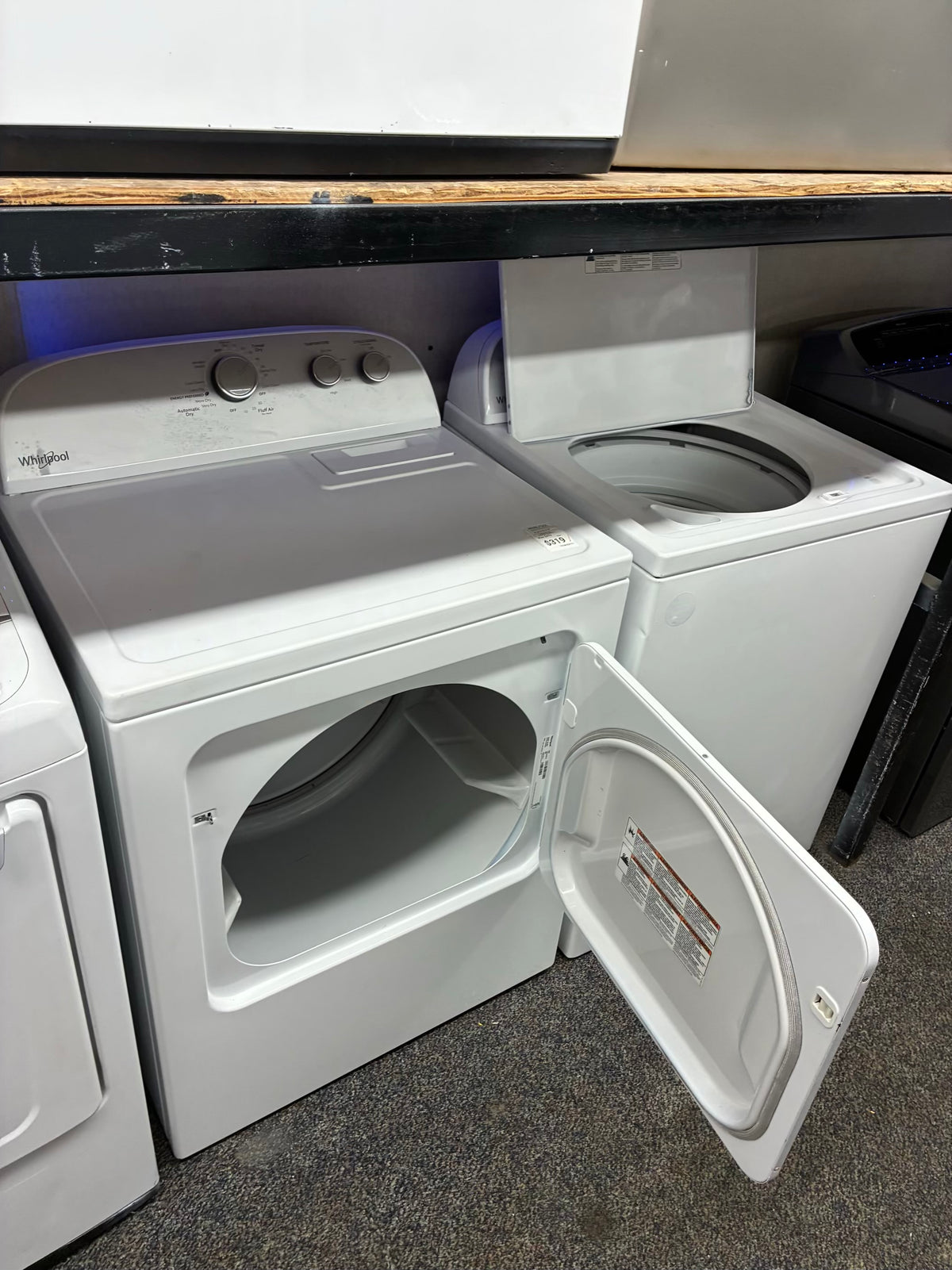 Whirlpool electric washer and dryer 27” top load