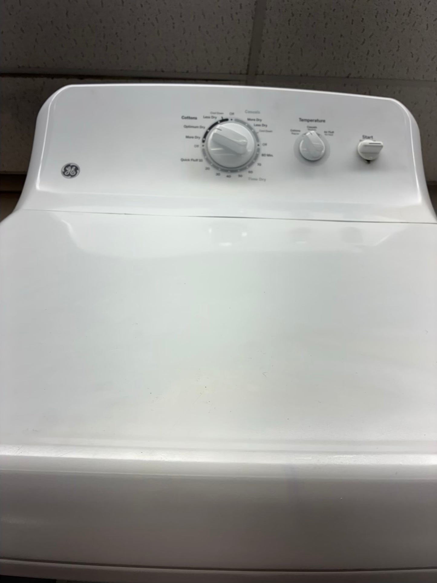GE  gas dryer Side x Side 27”