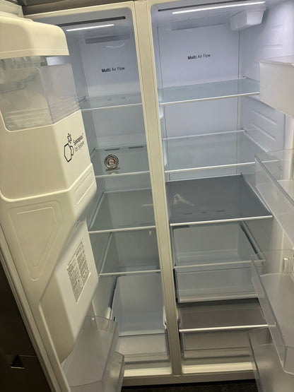 LG side by side refrigerator stainless steel 36” ice maker water dispenser ice maker