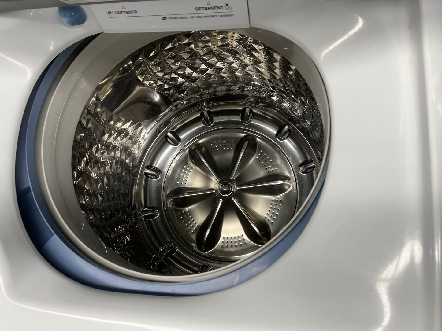 ^ ITEM #W95J Samsung top load washing machine large capacity stainless steel drum , side x side 27