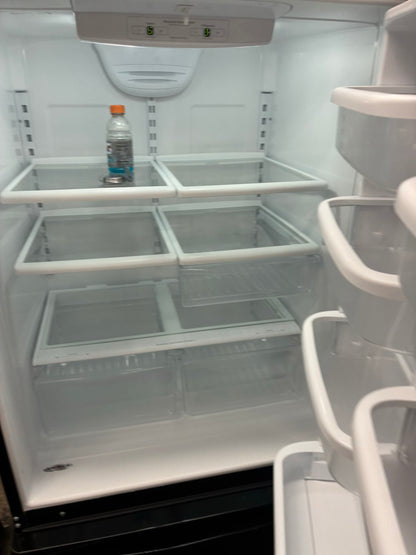 Whirlpool bottom freezer refrigerator black 33”
