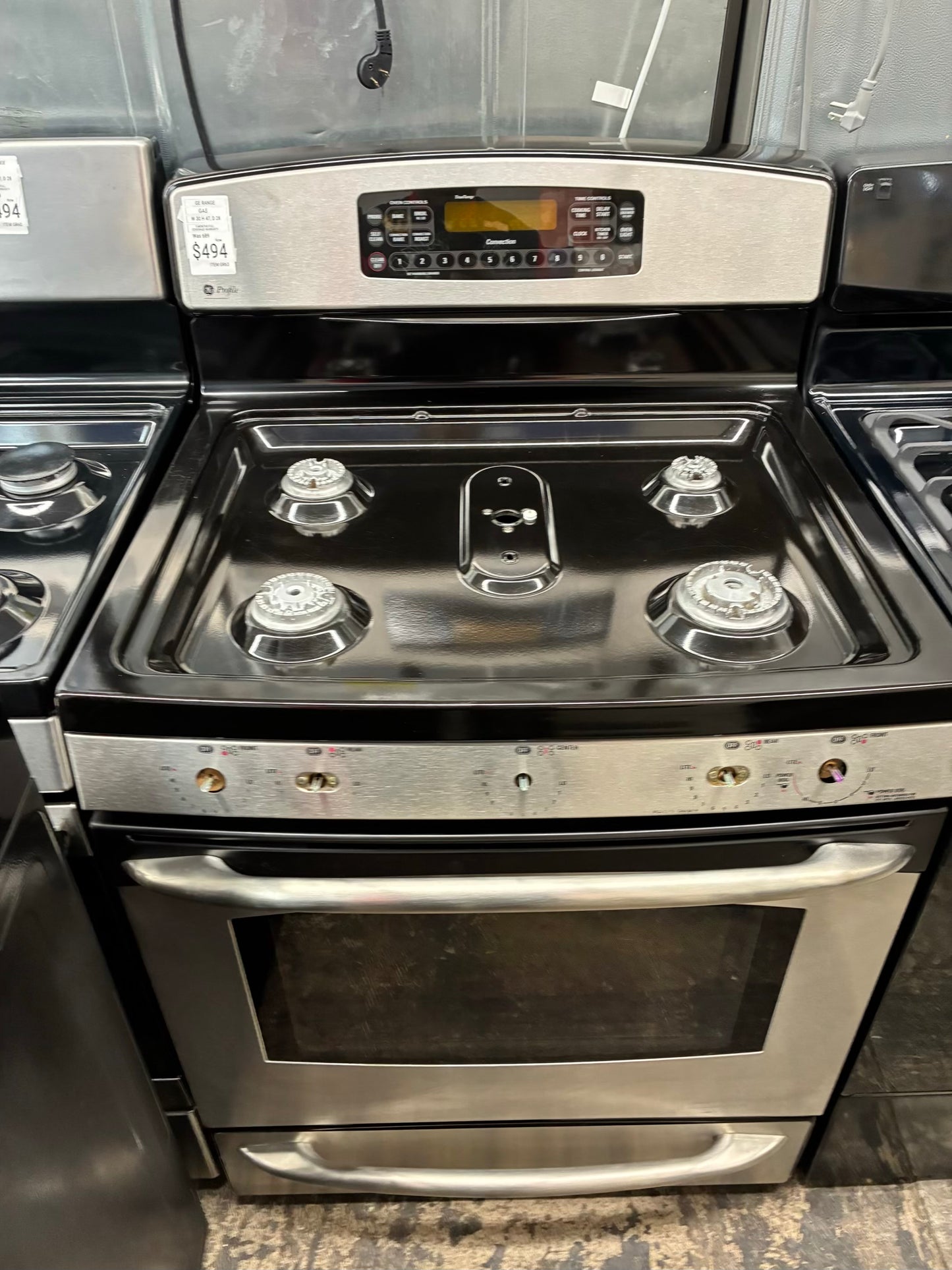 GE range 5 burner stainless steel 30”