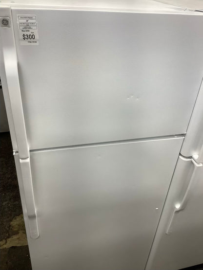 White GE Top Freezer Refrigerator