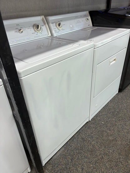 KENMORE WASHER N DRYER TOP LOAD GAS 27”