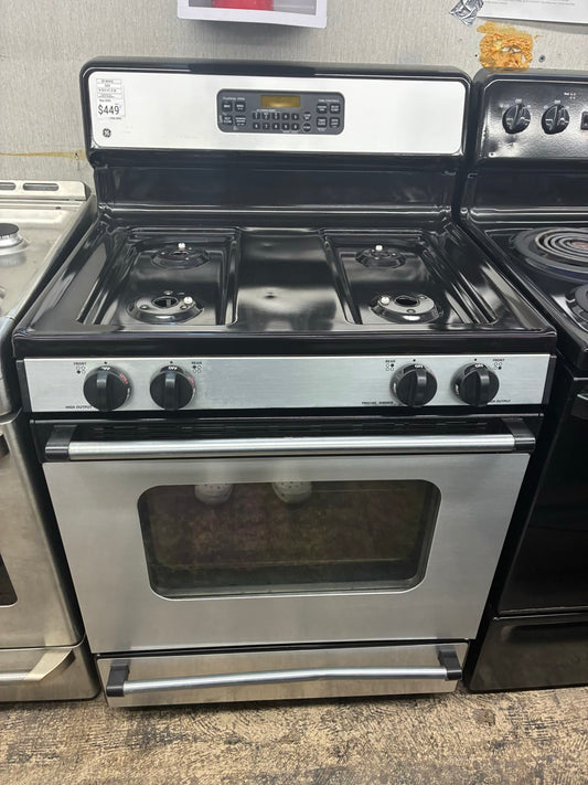 GE Gas Range Stainless Steel 4 Burners 30”