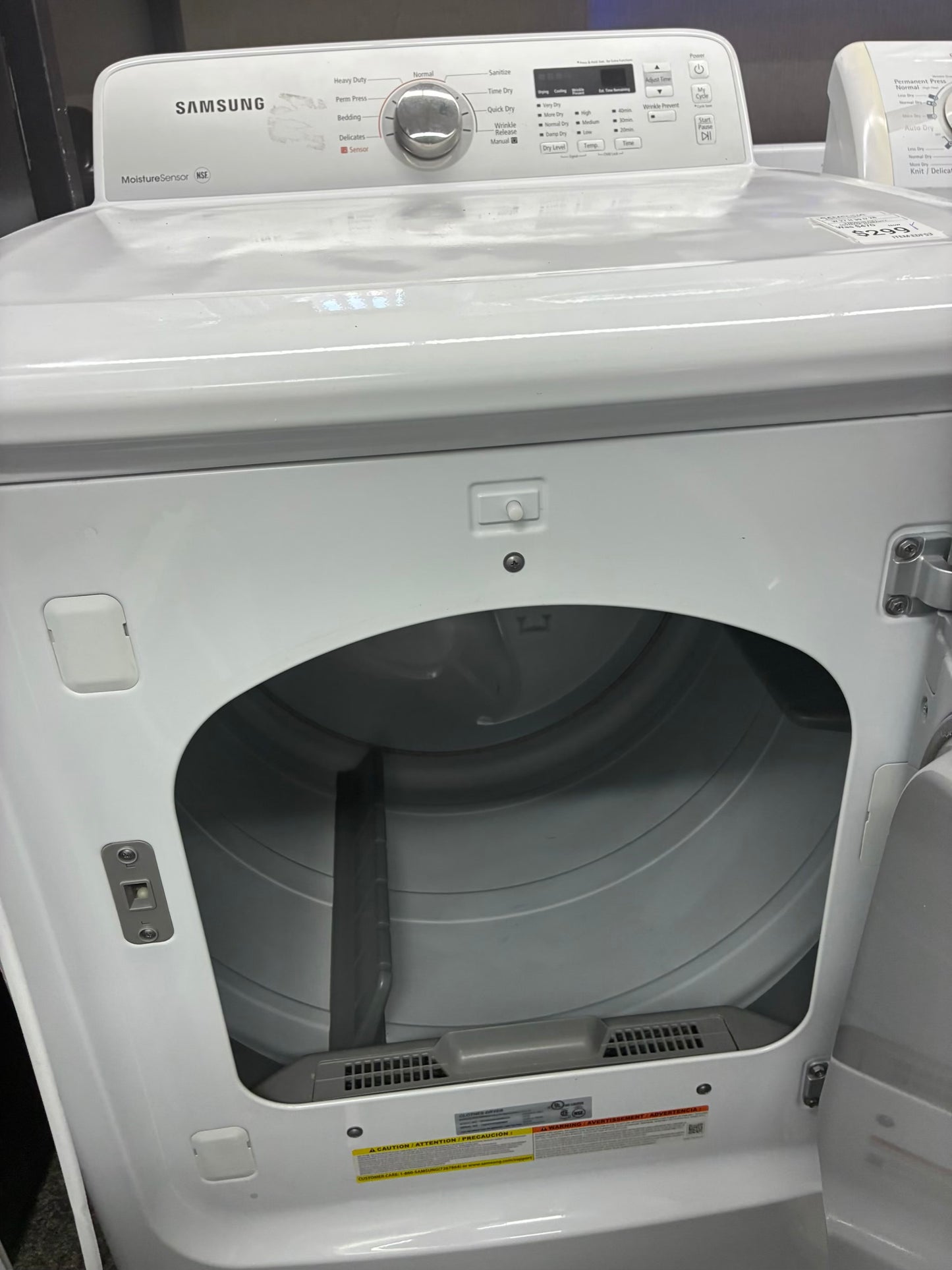 Samsung electric dryer 27” large capacity white
