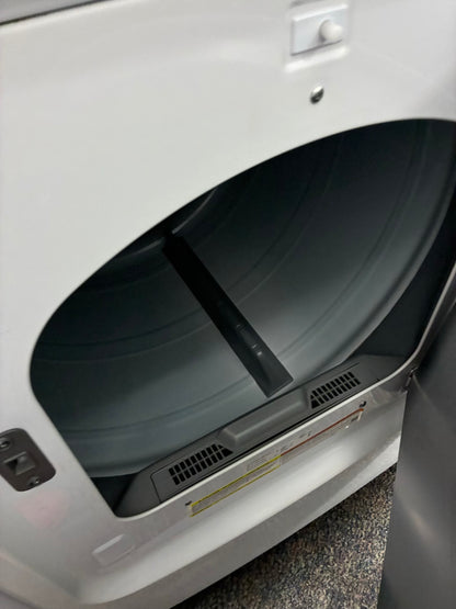 Samsung electric dryer 27” large capacity white