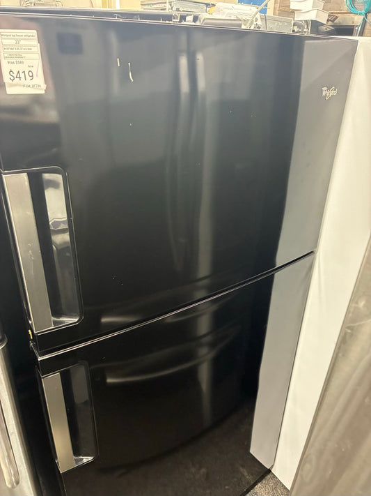 Whirlpool top freezer refrigerator stainless steel 33” water dispenser