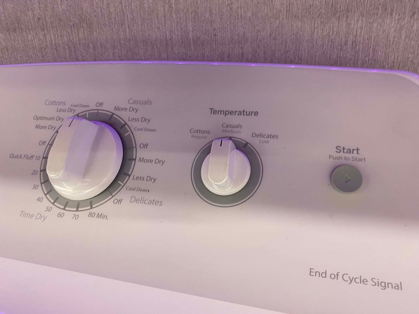 ITEM: #D732 Open Box Hotpoint washer and dryer set gas