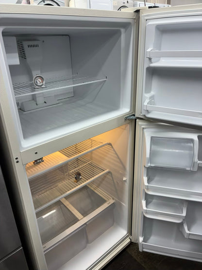 Whirlpool top freezer refrigerator beige 30”