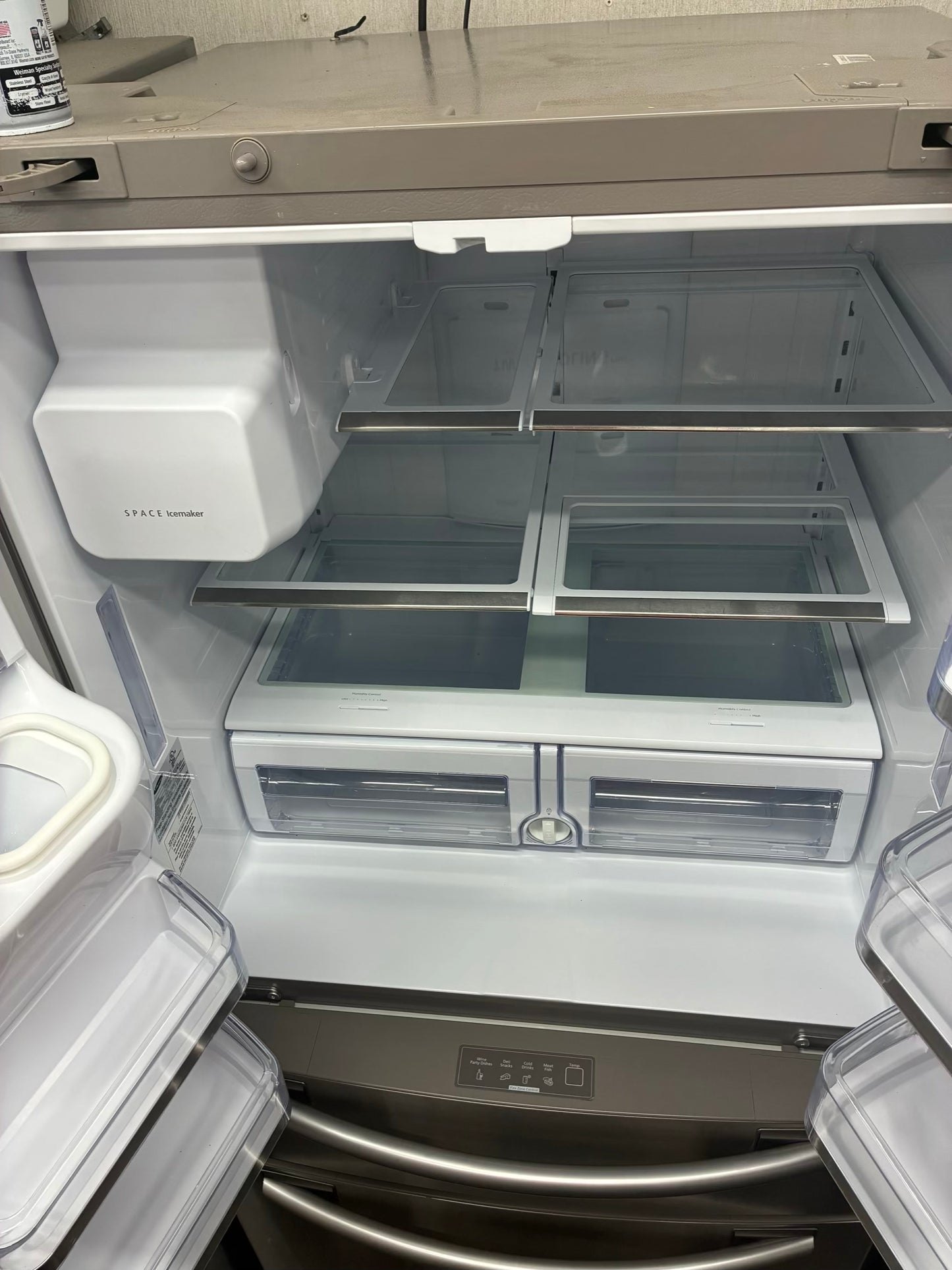 Samsung French 4 door  refrigerator stainless steel 33”, Ice Maker BLACK FRIDAY SALE