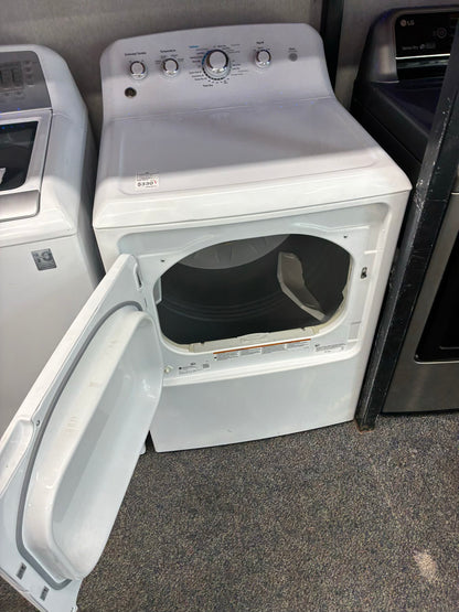 GE electric dryer 27” large capacity white
