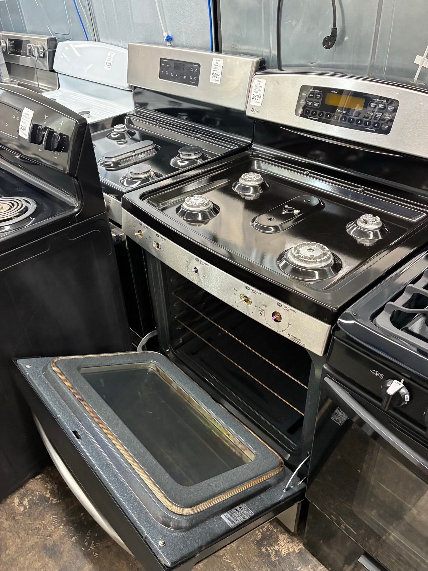 GE range 5 burner stainless steel 30”