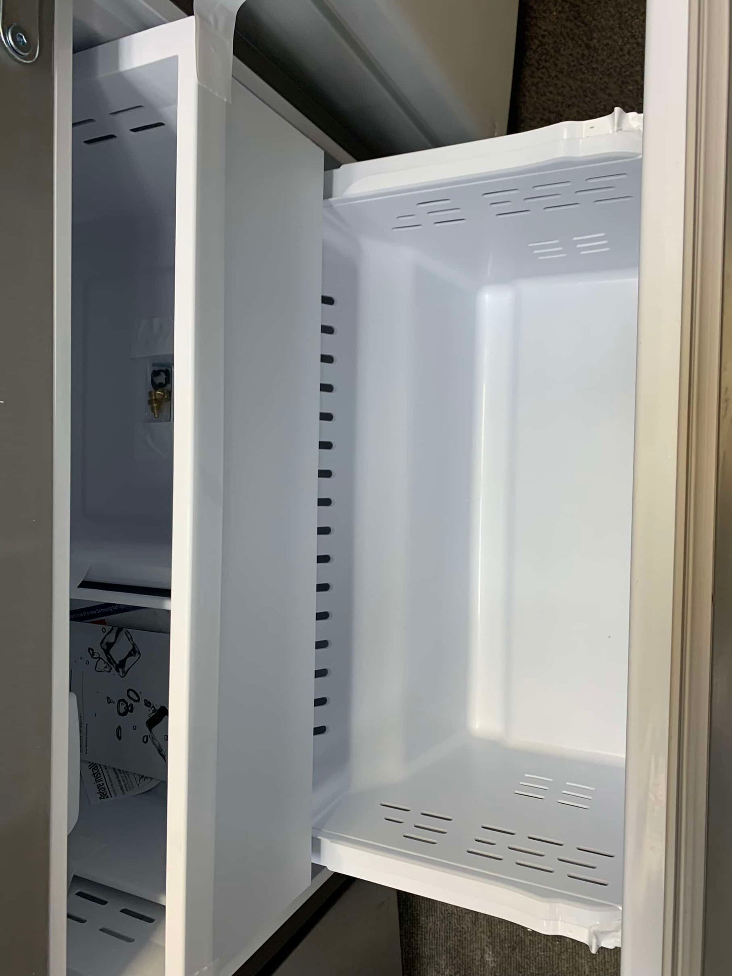 ★ Samsung Open Box 17.5 cu. ft. 3-Door French Door Smart Refrigerator in Stainless Steel, Counter Depth RF3382