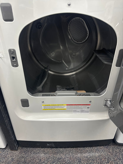 ★ Samsung 7.4 cu. ft. Vented electric Dryer with Steam Sanitize+ in Ivory 27 in