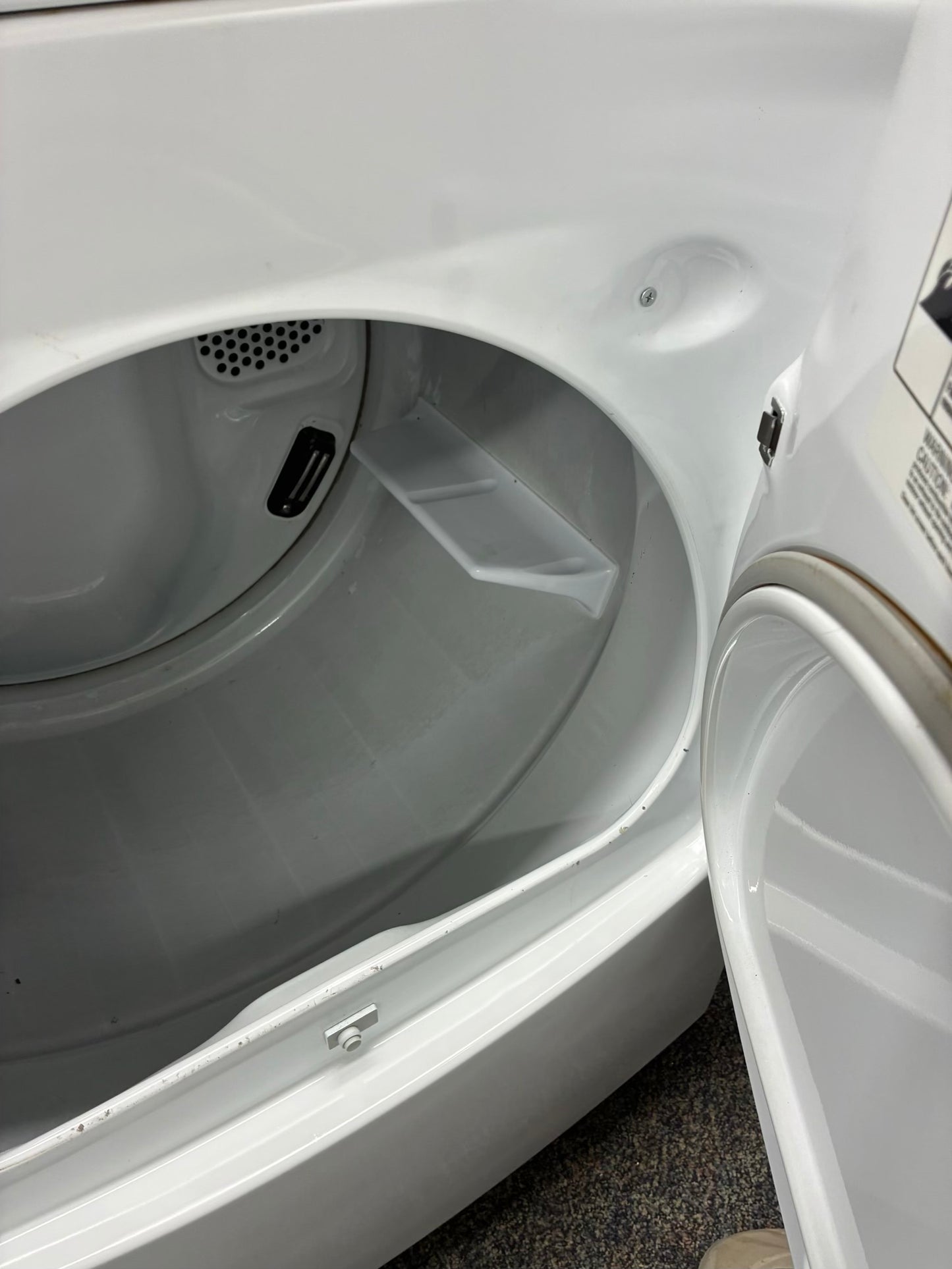 Whirlpool electric dryer 29” large capacity white