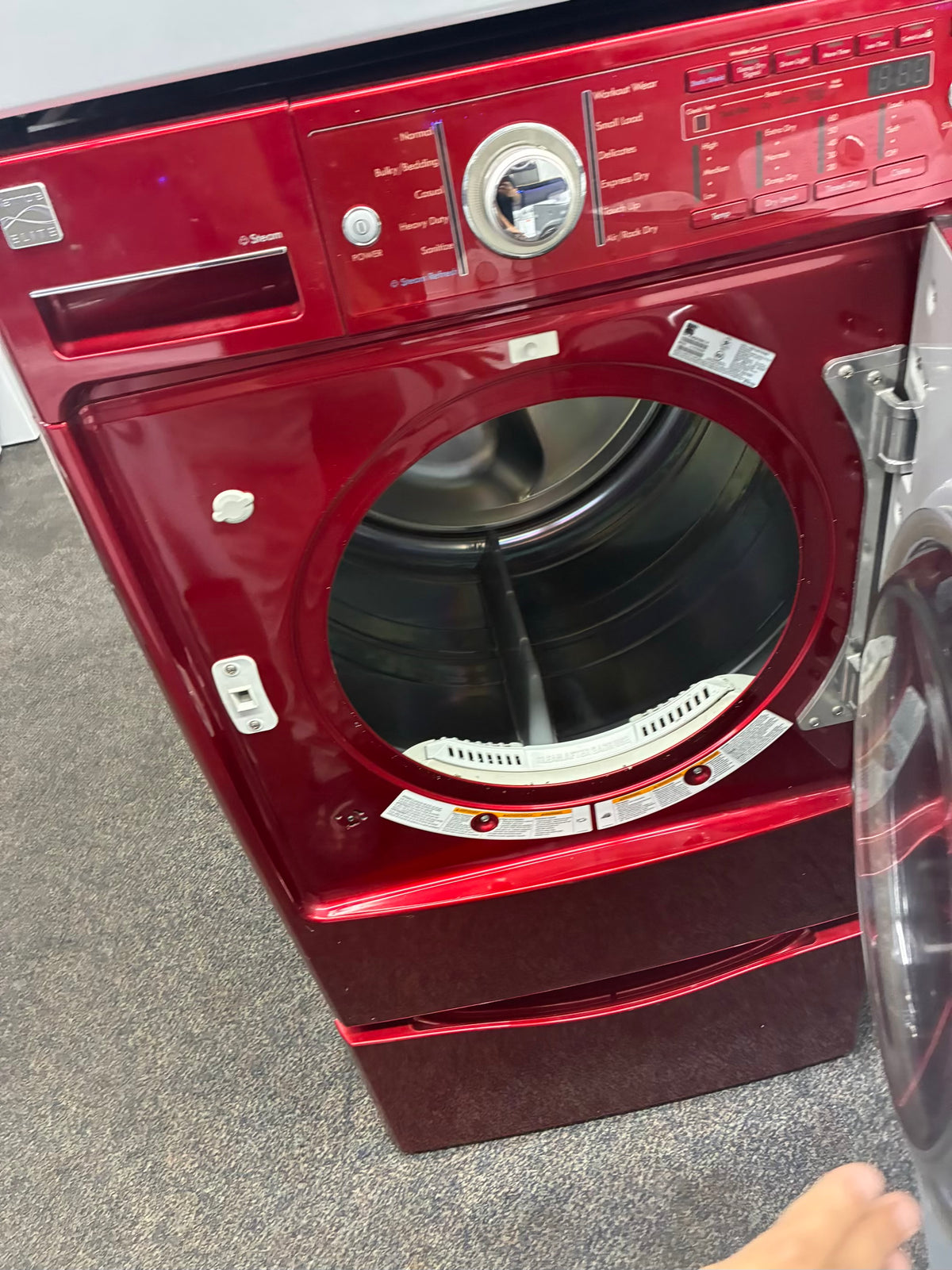 Kenmore  gas washer 27” and dryer 29” top load red pedestal
