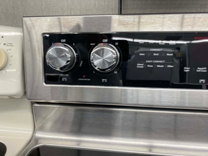 Item: #ER74N  kitchen Aid electric range 5 burner  range 30 in Convection