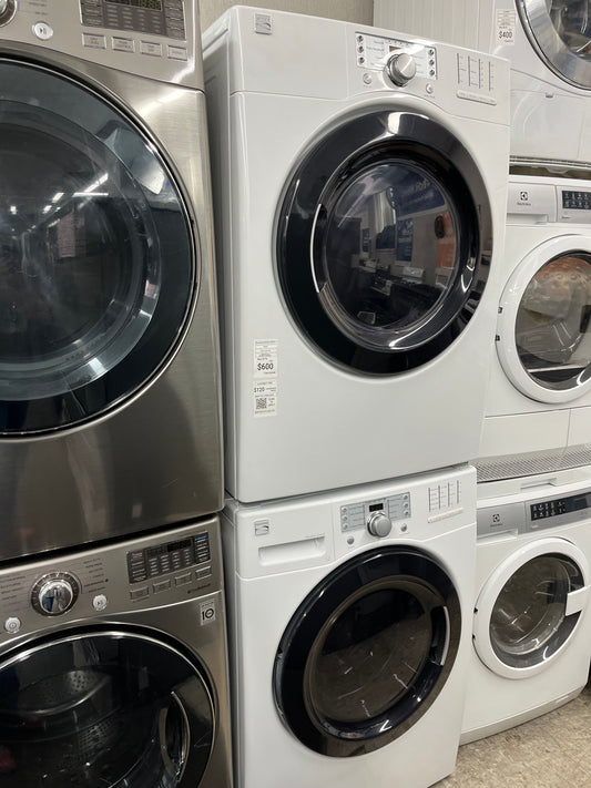 ^ Item: #ED504B LG high efficiency and electric dryer stainless steel drum front load ,stackable or side by side 27” * more pictures soon