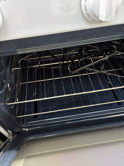 GE gas range 4 burners white  30”