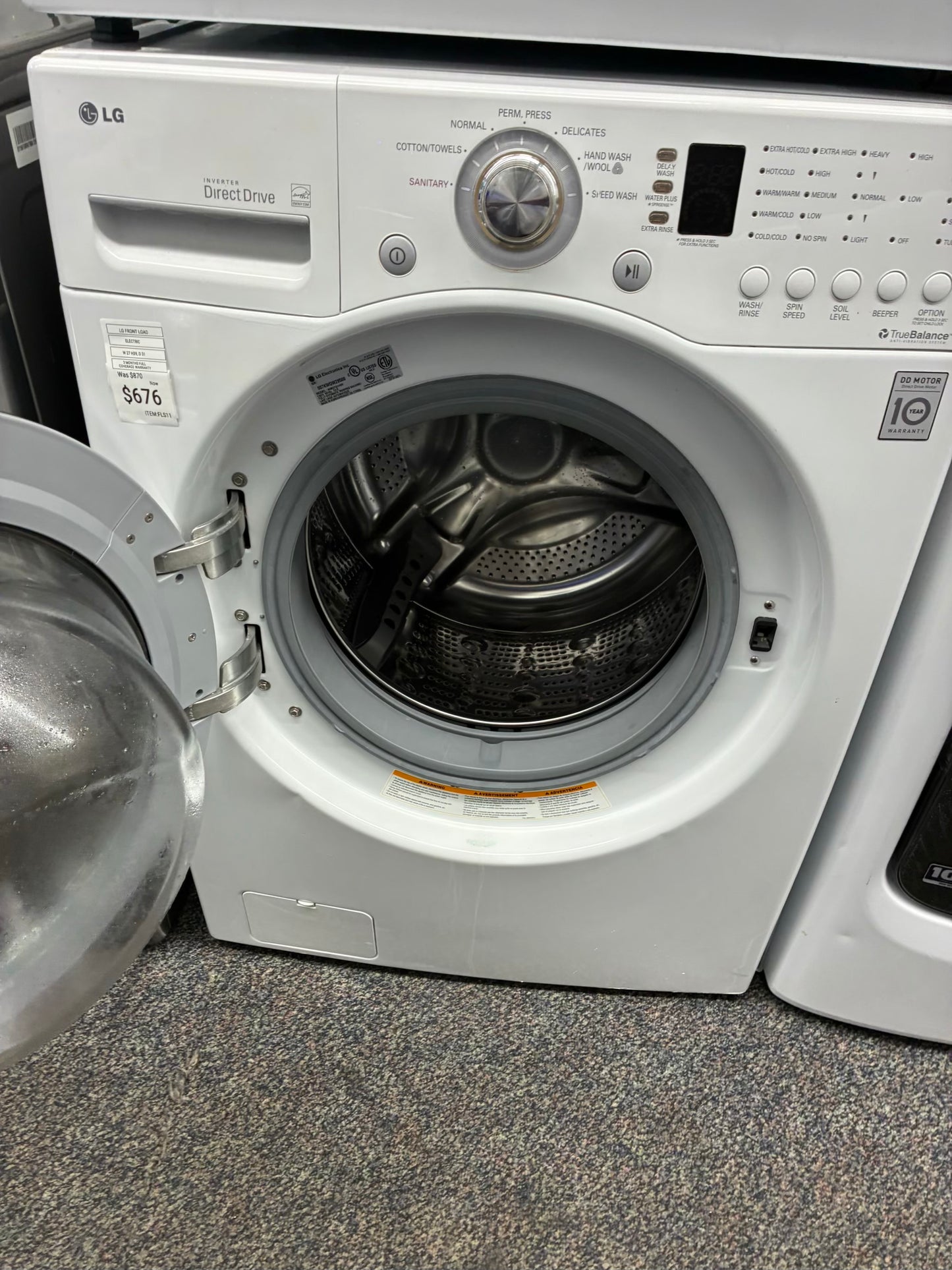 LG WASHER N DRYER FRONT LOAD ELECTRIC 27” WHITE