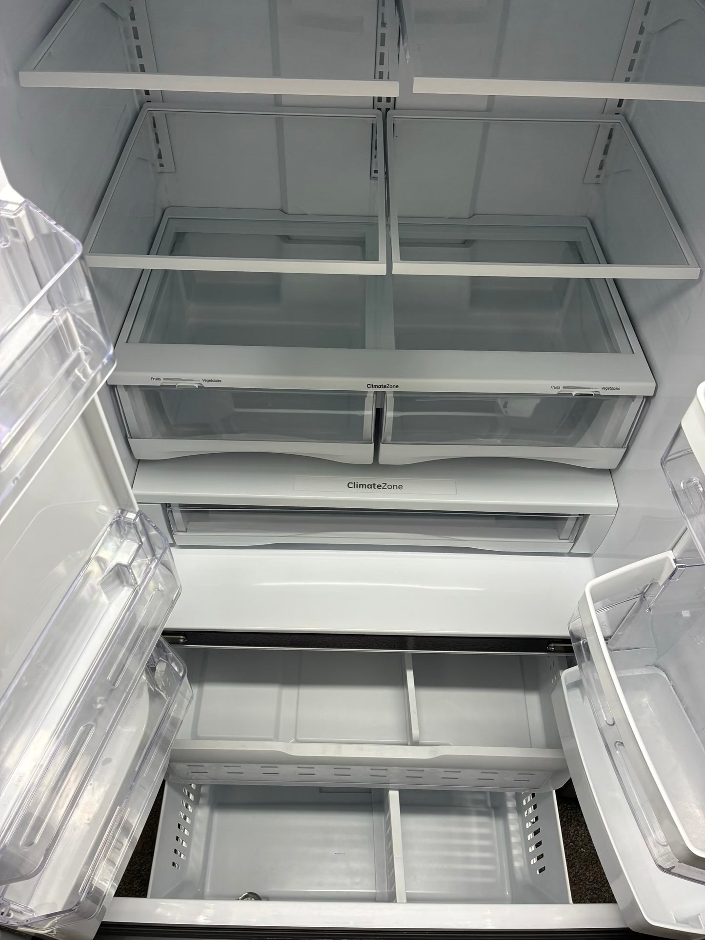 GE French door refrigerator stainless steel 36” ice maker water dispenser