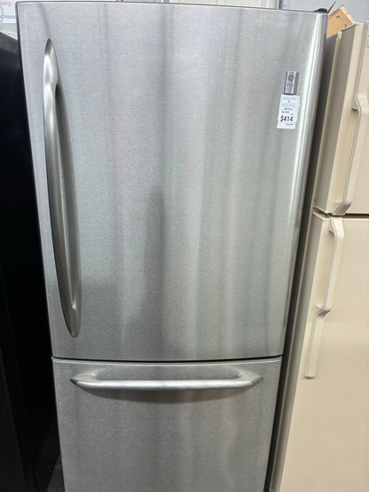 GE bottom freezer 30” Stainless steel